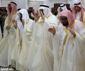 أمير منطقة نجران يؤدي صلاة عيد الأضحى