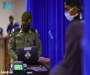 "الجوازات” تتعرّف على التائهين والمنوّمين بخدمات إلكترونية متنقلة تعتمد البصمة