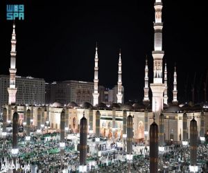 عشر مآذن تُزيِّن المسجد النبوي وتُشكّل معلمًا معماريًا بارزًا