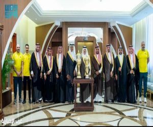 أمير الشرقية يُشيد بإنجازات نادي الخليج ويهنئ أبطاله بعد تتويجهم ببطولة الدوري