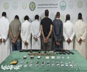 مكافحة المخدرات تقبض على ٨ مواطنين ومقيمين في تبوك لترويجهم مواد مخدرة