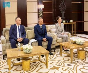 وزير الدفاع يستقبل نظيره المجري ويبحثان التعاون العسكري