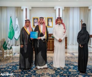 أمير منطقة الجوف يتسلّم التقرير الشامل لأداء "تعليم الجوف" وخططه المستقبلية