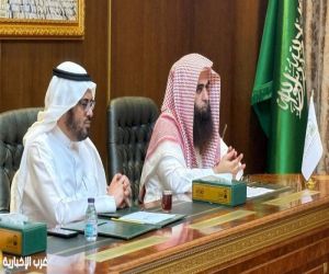 السديس يبحث تطوير الأداء المؤسسي والبرامج الدينية في زيارته لفرع رئاسة الشؤون الدينية بالمسجد النبوي