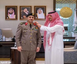 وزير الداخلية يقلّد العقيد طلال الشلهوب رتبته الجديدة ويهنئه بالثقة الكريمة
