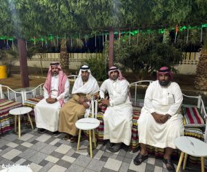 رئيس واعضاء  جمعية  السياحة في زيارة لقرية الأصيل التراثية بمركز القوز