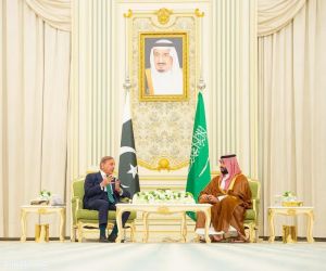 ولي العهد يستقبل رئيس وزراء باكستان.. ويعقدان جلسة مباحثات رسمية.