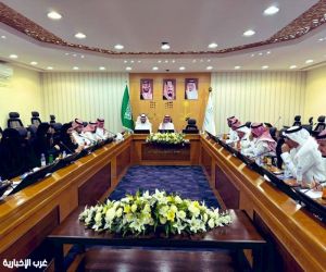 تعليم الطائف يناقش مستوى الانضباط في المدارس