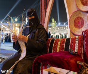 الحرف اليدوية تجذب زوار معرض الرياض الدولي للكتاب