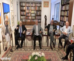 مجلس أمناء مؤسسة فاروق حسني يمنح جائزة الاستحقاق الكبرى للفنان الكبير يحيى الفخراني