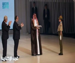 راية إكسبو تُسلّم رسميًا من اليابان إلى السعودية في حفل اختتام معرض أوساكا