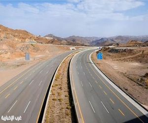 افتتاح الحركة المرورية في ثلاثة مشاريع للطرق بعسير