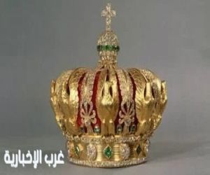 العثور على تاج الإمبراطورة أوجيني المسروق من متحف اللوفر بعد سقوطه من المتهمين