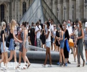المتهمون بسرقة متحف اللوفر فتحوا علب مجوهرات نابليون باستخدام منشار كهربائى