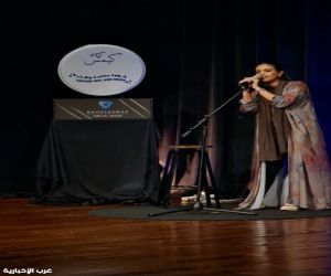 رنين آل علي… صوتٌ سعودي شاب يشق طريقه بثقة من ذاكرة الطفولة إلى خشبات المسرح