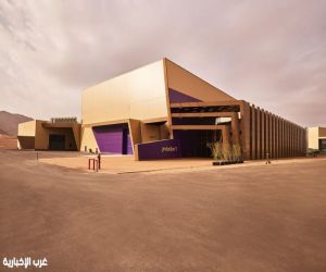 فيلم العلا تستعد لتصوير الفيلم الرومانسي "تشيسنغ ريد" من بطولة مادلين بيتش وغافين كاساليغنو في العلا