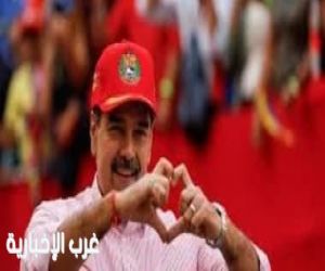 مادورو يعاود الظهور في تجمع حاشد ويؤكد تمسكه بالسلطة رغم ضغوط واشنطن