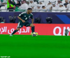 "رينارد يستبعد أيمن يحيى قبل مواجهة فلسطين في كأس العرب"