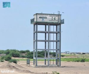 مركز الملك سلمان للإغاثة يضخ مليونًا و394 ألف لتر ضمن مشروع الإمداد المائي والإصحاح البيئي بمحافظة الحديدة خلال أسبوع