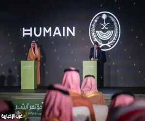 الداخلية توقّع اتفاقية إستراتيجية مع «هيوماين» لتعزيز الذكاء الاصطناعي وتطلق «هيوماين تشات» عبر أبشر