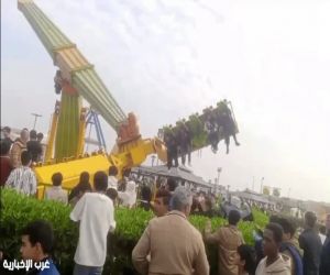 لحظات مرعبة إثر سقوط لعبة ترفيهية داخل مدينة ألعاب في محافظة البصرة العراقية (فيديو)