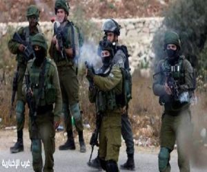 الاحتلال يقتحم بيت فوريك ويصيب عشرات الفلسطينيين بالاختناق