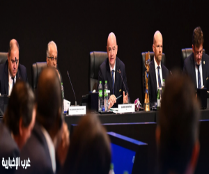 "فيفا" و"إيفاب" يقتربان من اعتماد "قانون فينغر" لتعديل التسلل