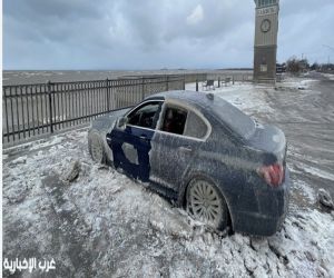 تقطع السبل بمركبات على جسر في هامبورج بسبب الجليد