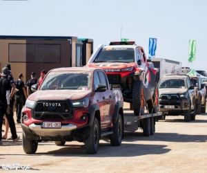 ينبع.. انطلاق رالي داكار السعودية 2026 بمشاركة (812) متسابقًا من (69) جنسية