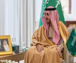 أمير منطقة الجوف يستقبل مديرة المدرسة الأولى الابتدائية بميقوع