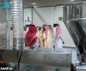 وزير الصناعة والثروة المعدنية يتفقد المدينة الصناعية بجازان ويدشّن مشروعًا مبتكرًا لإنتاج الأعلاف