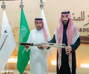 تتويج أبطال "سيف الملك" و"شلفا الملك" والفائزين في كؤوس مهرجان الملك عبدالعزيز للصقور 2025