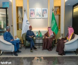 وزير الصناعة يعقد اجتماعات ثنائية مع وزراء مشاركين في مؤتمر التعدين الدولي