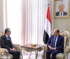 رئيس الوزراء اليمني يبحث التعاون مع السفير الإيطالي