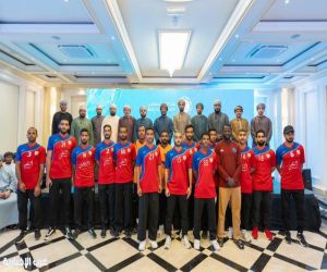 بنك العز الإسلامي يكرّم الفرق الرياضية الأهلية بولاية عبري ضمن مبادرة "الرياضة للجميع