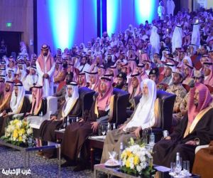 محافظ الأحساء يرعى حفل «خير أهل المشرق 2» لتكريم 455 حافظًا ومجازًا لكتاب الله تعالى.