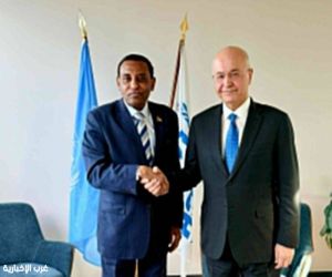 رئيس الوزراء السوداني يبحث مع المفوض السامي للاجئين تعزيز التعاون الإنساني