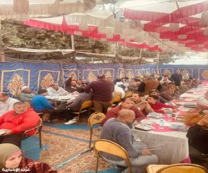 عطاء لا ينقطع.. موائد "الخولي" تضيء ليالي الخير في المحلة وزفتى ووجه بحري