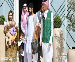وصول التوأم الباكستاني الملتصق «سفيان ويوسف» إلى الرياض