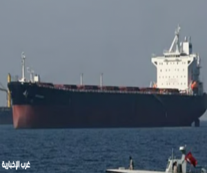 رويترز: 150 ناقلة نفط متوقفة في المياه المفتوحة بالخليج وتتجنب مضيق هرمز