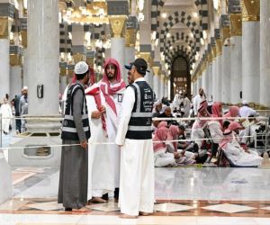 12 ألف متطوع يعززون الخدمات في المسجد النبوي خلال العشر الأولى من رمضان