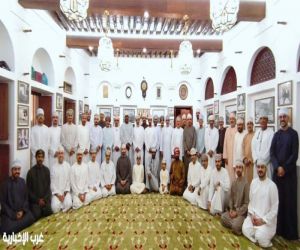 الإفطار القطاعي في بيت الخنجي بمطرح… تقليد رمضاني يجمع مختلف أطياف المجتمع