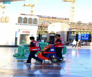 1007 متطوعين بالهلال الأحمر يعززون الجاهزية الإسعافية في ساحات المسجد النبوي