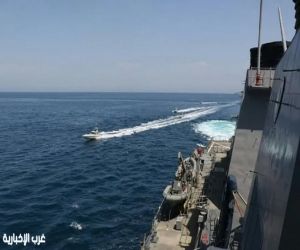 سريلانكا تنقذ بحارة إيرانيين بعد غرق فرقاطة وأمريكا تفرض حصارًا بحريًا على إيران