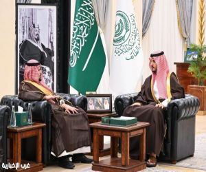 الأمير فواز بن سلطان يستقبل مدير فرع وزارة التجارة بالمحافظة
