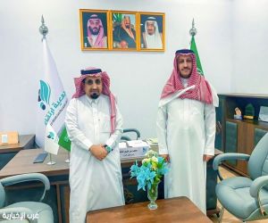 محافظ أضم يزور جمعية ارتقاء للخدمات الصحية ويطّلع على برامجها ومبادراتها المجتمعية