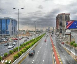 أمطار رعدية ورياح نشطة تضرب عدة مناطق في المملكة الخميس