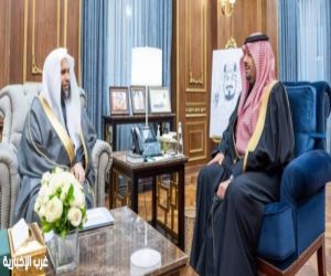 أمير الحدود الشمالية يستقبل رئيس جمعية الدعوة والإرشاد بعرعر