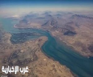 التايمز: بريطانيا تجهز سفينة إنزال برمائية بمسيرات لإزالة ألغام مضيق هرمز