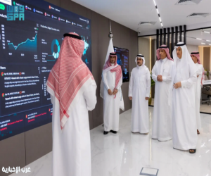 وزير البيئة يتفقد مركز الإنذار المبكر للأمن الغذائي ويؤكد تعزيز استقرار السلع الإستراتيجية